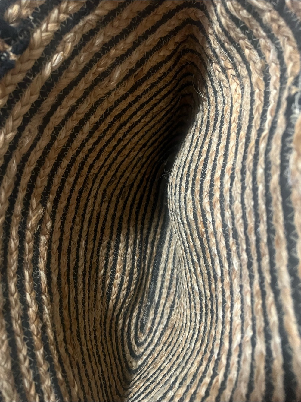 Woven bag - Picture 2 of 3